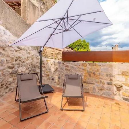 Flateli Besalu